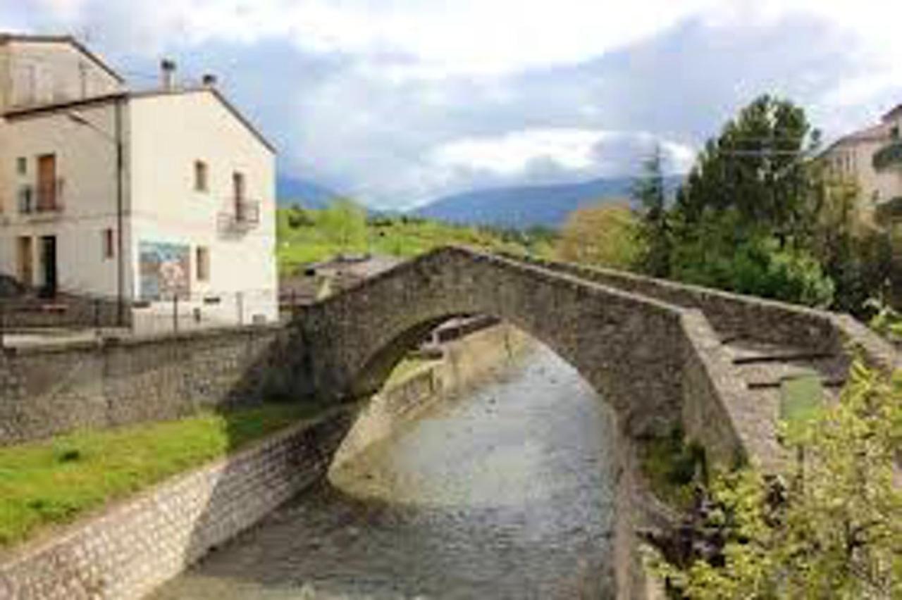 Cosy Apartment In Calvello, 45 Sqm With Included Parking Exterior foto